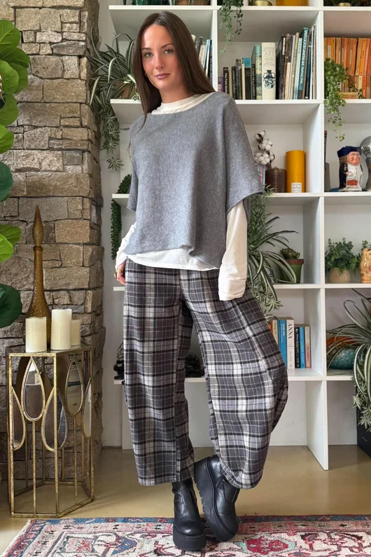Patrick Plaid Brushed Cotton 7/8 Barrel Pant Grey